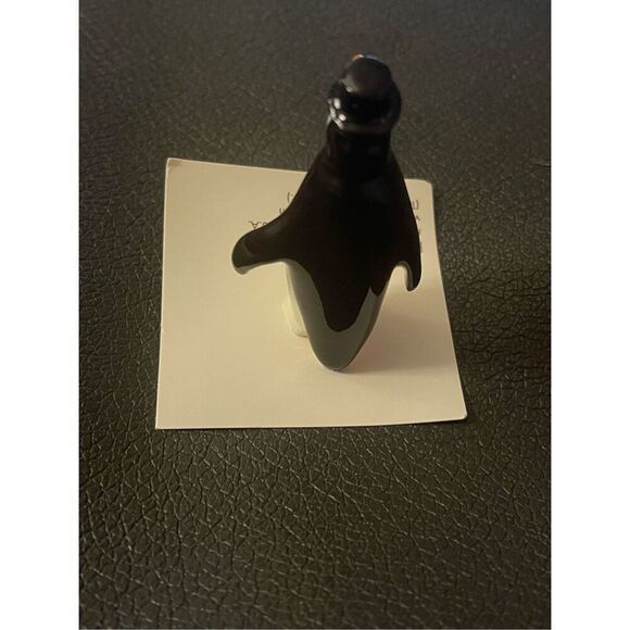 Hagen-Renaker miniature Papa Penguin figurine - Picture 4 of 7